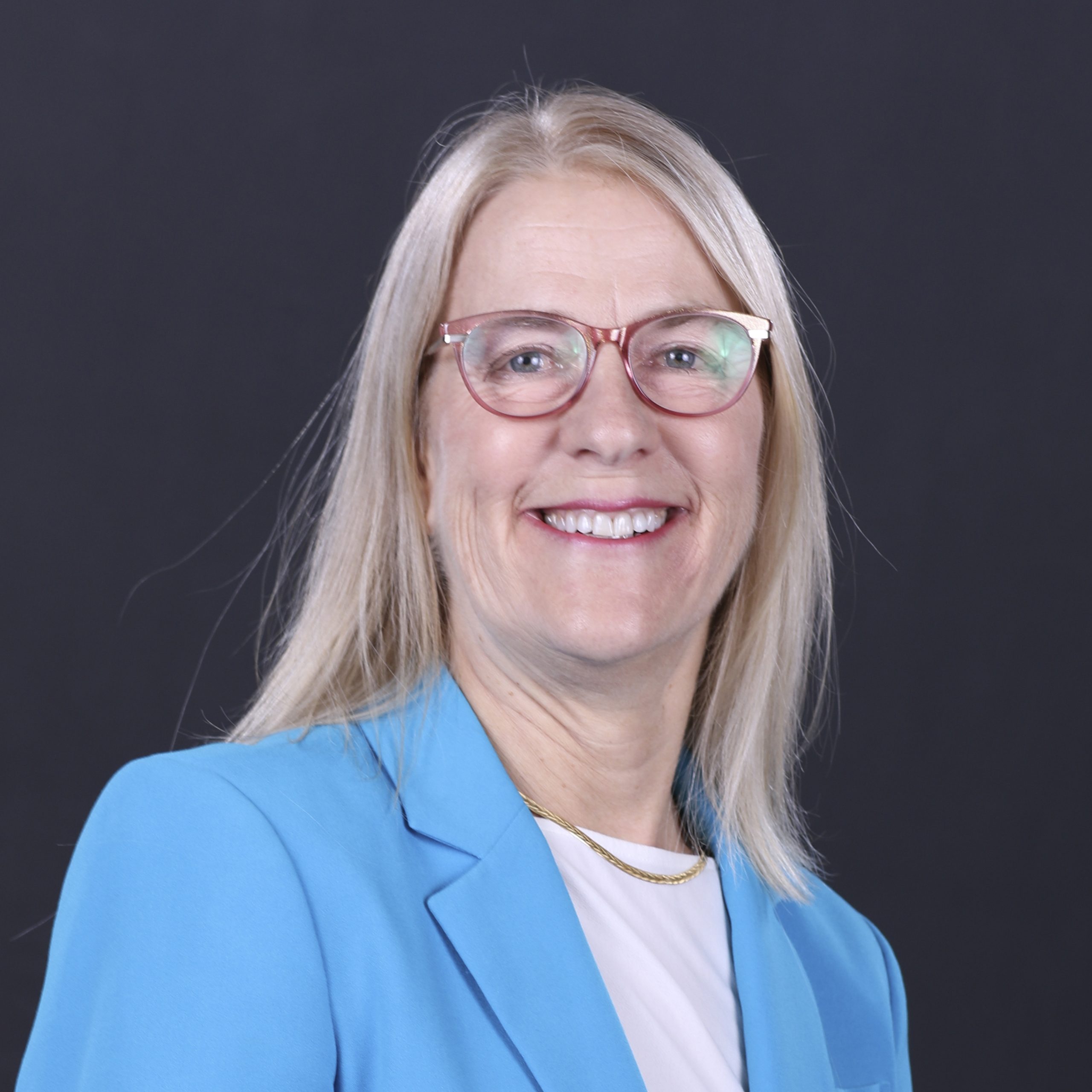 Andrea Putman