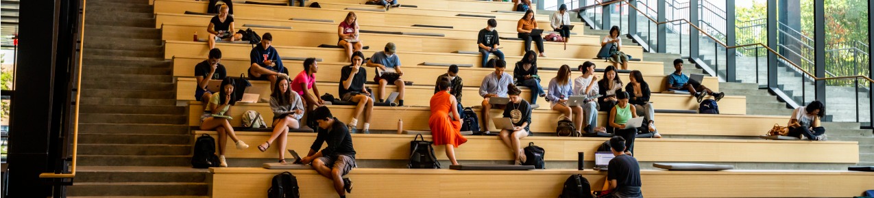 UIUC Page Banner--Students on First Day of Class